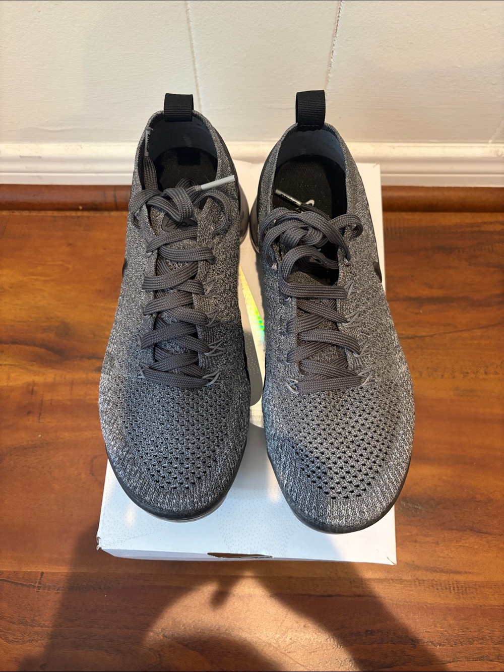 Nike VaporMax Flyknit Sneaker — Dark Gray/Black - Picture 2 of 8